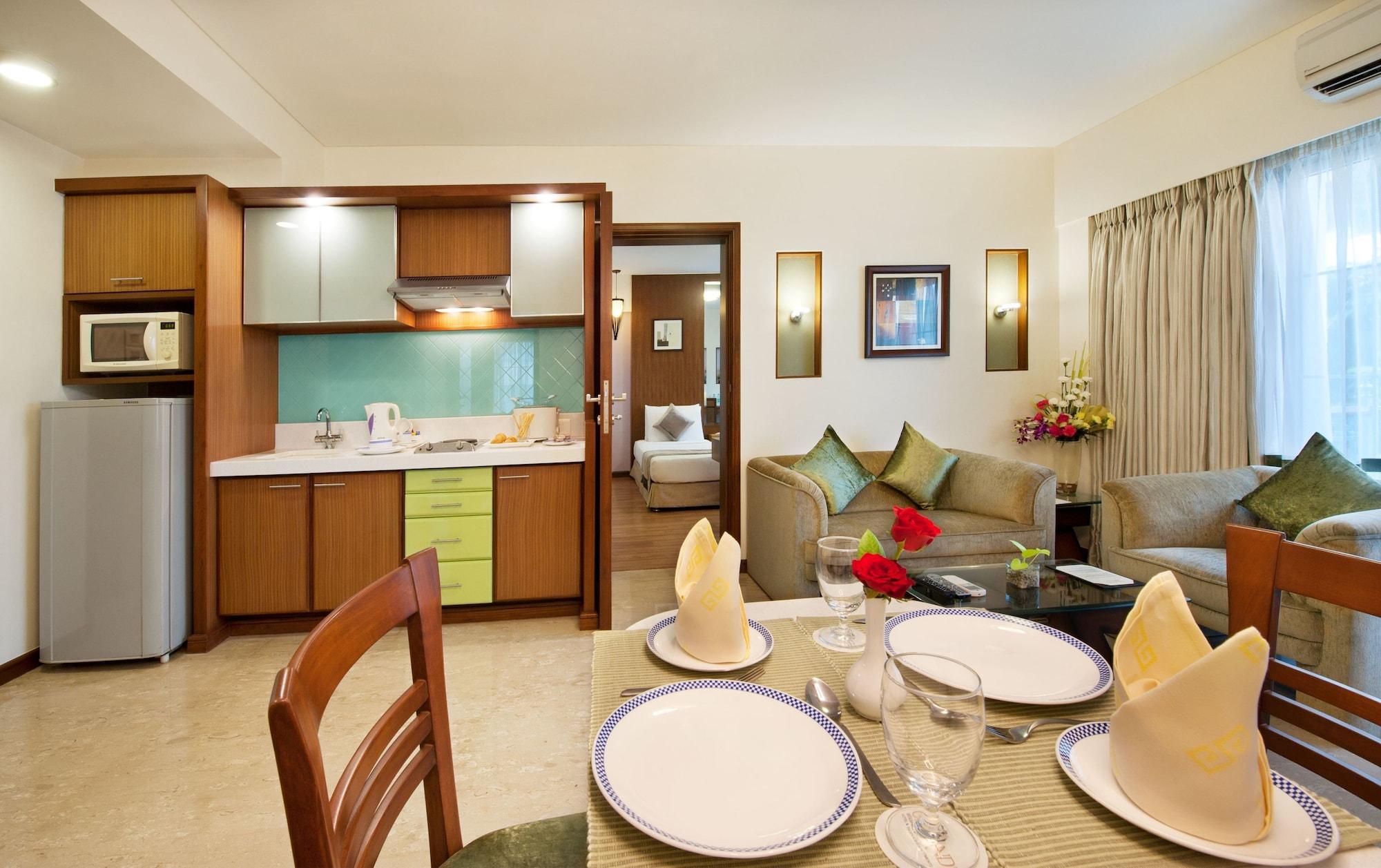 Grand Residency Hotel & Serviced Apartments Мумбай Екстериор снимка