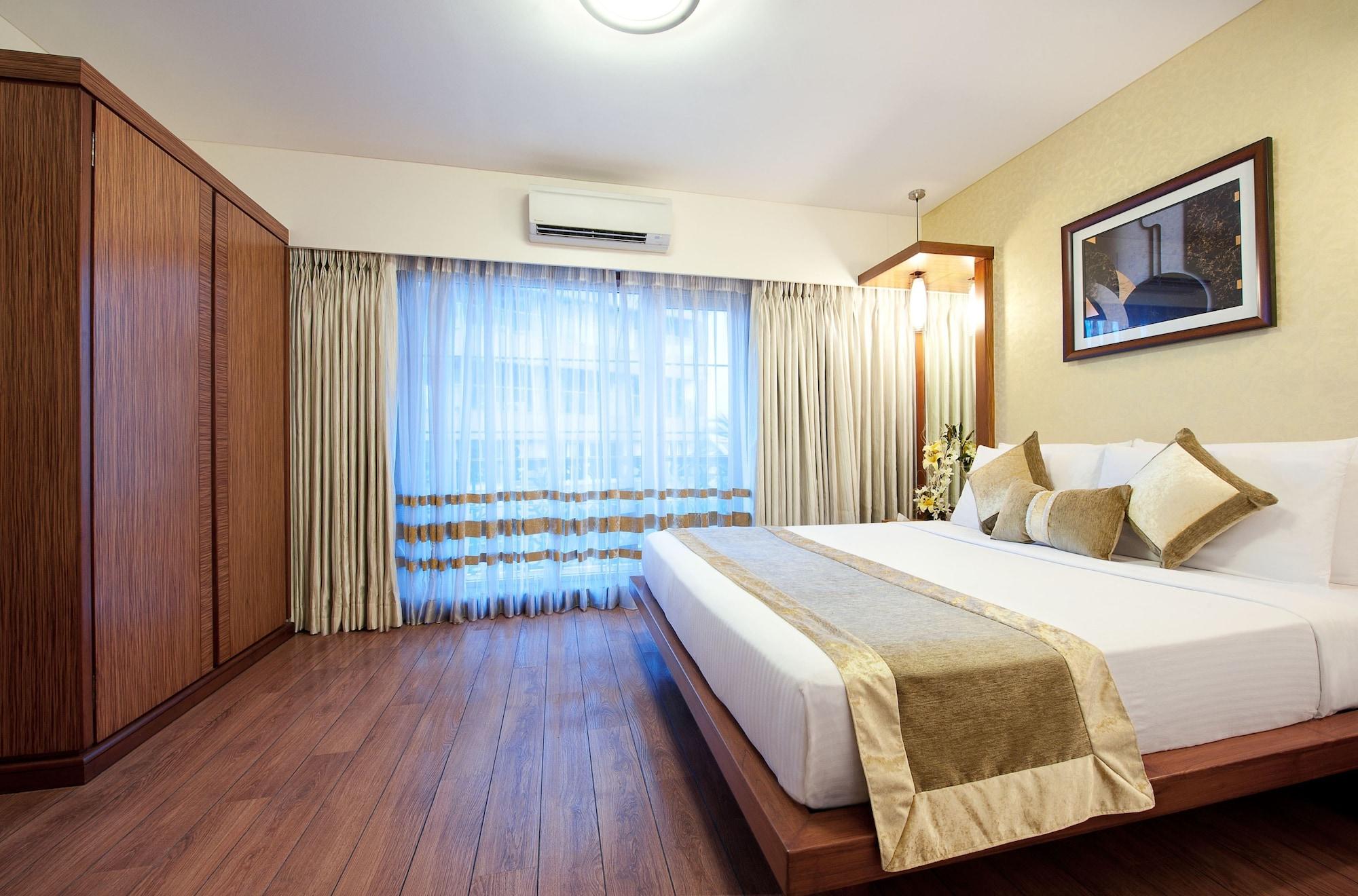 Grand Residency Hotel & Serviced Apartments Мумбай Екстериор снимка