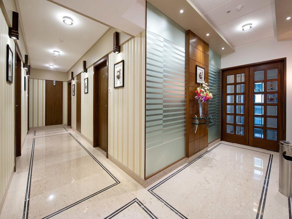Grand Residency Hotel & Serviced Apartments Мумбай Екстериор снимка