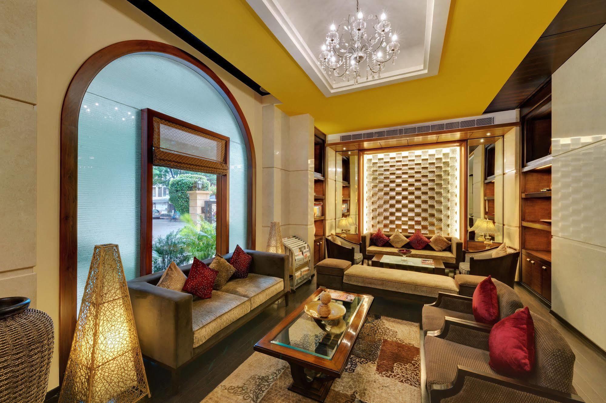 Grand Residency Hotel & Serviced Apartments Мумбай Екстериор снимка