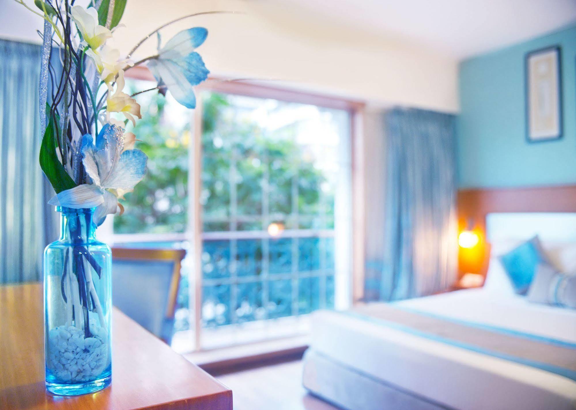 Grand Residency Hotel & Serviced Apartments Мумбай Екстериор снимка